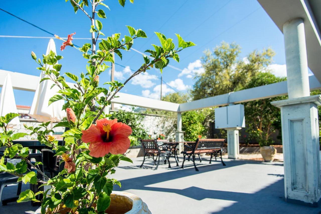 Aristotelis Apartments Razáta 外观 照片