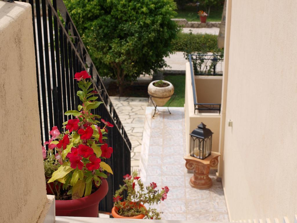 Aristotelis Apartments Razáta 外观 照片