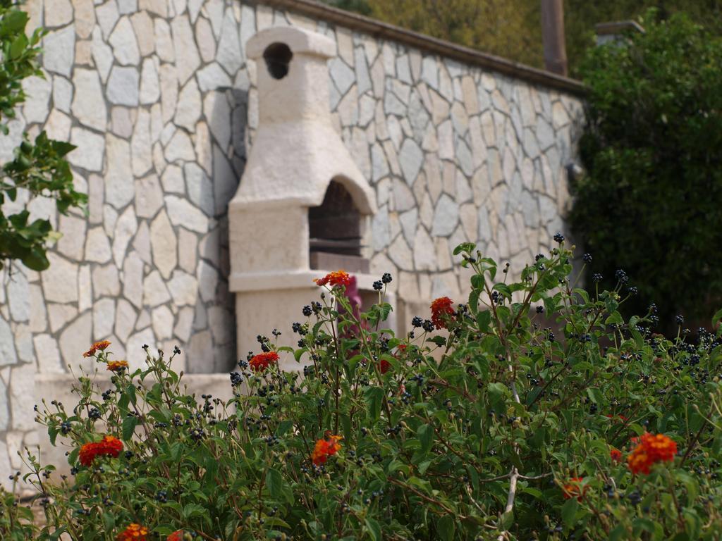 Aristotelis Apartments Razáta 外观 照片
